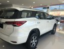 Toyota Fortuner 2.4G AT (4X2) 2018 - Toyota Fortuner 2.4G AT (4X2) năm sản xuất 2018, màu trắng, xe nhập