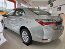 Toyota Corolla 2018 - Bán Toyota Corolla sản xuất năm 2018, màu bạc, giá chỉ 672 triệu