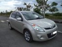 Hyundai i20   2011 - Cần bán lại xe Hyundai i20 đời 2011, màu bạc còn mới, 338tr