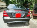 Mercedes-Benz E class E63 AMG 2005 - Bán Mercedes E63 AMG đời 2005, màu đen, nhập khẩu như mới 