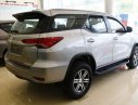 Toyota Fortuner 2.4AT 2018 - Cần bán Toyota Fortuner 2.4AT sản xuất 2018, màu bạc, nhập khẩu nguyên chiếc