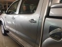 Toyota Hilux   2012 - Bán Toyota Hilux năm sản xuất 2012, màu bạc, xe gia đình