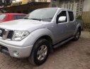 Nissan Navara LE 2.5MT 4WD 2011 - Bán Nissan Navara LE 2.5MT 4WD 2011, màu bạc, xe nhập