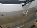 Hyundai i20   AT  2011 - Bán Hyundai i20 AT đời 2011, màu vàng cát