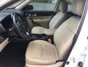 Kia Sorento GAT 2016 - Bán xe Kia Sorento GAT năm sản xuất 2016, màu trắng xe gia đình, giá 799tr