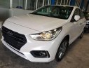 Hyundai Accent  1.4 AT   2018 - Bán ô tô Hyundai Accent 2018, màu trắng, xe có sẵn - giao ngay