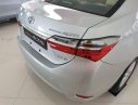 Toyota Corolla 2018 - Cần bán Toyota Corolla đời 2018, màu bạc, giá 672tr