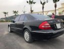 Mercedes-Benz E class E240 2002 - Bán xe Mercedes E240 2002, màu đen, giá chỉ 250 triệu