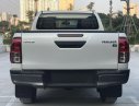 Toyota Hilux E 2018 - Bán Hilux E NK Thái Lan. Mua nhanh kẻo tăng thuế, trả góp chỉ 5tr/tháng. LH Lộc 0942.456.838