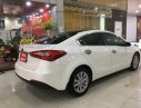 Kia K3 2015 - Bán Kia K3 đời 2015, màu trắng số sàn