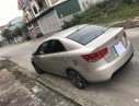 Kia Forte MT 2012 - Bán xe Kia Forte đời 2012 số sàn, xe gia đình đi lại nên giữ gìn, ít tốn xăng