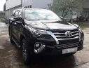 Toyota Fortuner  4x4AT 2017 - Cần bán lại xe Toyota Fortuner 4x4AT đời 2017, màu đen, xe đẹp, đầy đủ đồ chơi