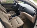 Hyundai Tucson 2.0 ATH 2016 - Cần bán Hyundai Tucson 2.0 ATH năm 2016, màu trắng, xe nhập số tự động, giá chỉ 835 triệu