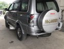 Isuzu Hi lander 2005 - Cần bán gấp Isuzu Hi lander sản xuất năm 2005, màu bạc xe gia đình