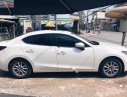 Mazda 3 2017 - Bán Mazda 3 năm sản xuất 2017, màu trắng, xe gia đình