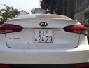 Kia Cerato MT 2016 - Bán Kia Cerato MT đời 2016, màu trắng chính chủ, giá tốt