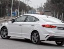 Hyundai Elantra   2018 - Cần bán Hyundai Elantra đời 2018, màu trắng, nhập khẩu 