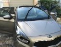 Kia Rondo GATH 2015 - Cần bán Kia Rondo GATH đời 2015, màu vàng số tự động, xe đẹp