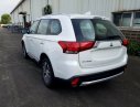 Mitsubishi Outlander 2.0 CVT 2019 - Bán Mitsubishi Outlander 2019 giao ngay khuyến mãi tiền mặt lên đến 51 triệu đồng. Gọi ngay