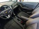 Chevrolet Trax AT 2018 - Bán Chevrolet Trax 2018 tự động, màu trắng, mới mua đi được 8000 km