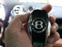 Bentley Bentayga   2016 - Cần bán Bentley Bentayga năm 2016, màu đen, nhập khẩu, xe đẹp
