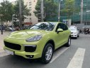 Porsche Cayenne 2016 - Cần bán gấp Porsche Cayenne đời 2016, màu xanh lục nhập khẩu