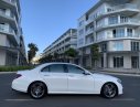 Mercedes-Benz E class E300 2017 - Cần bán Mercedes-Benz E300 class, đăng ký lần đầu 2017, màu trắng nhập từ Nhật