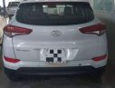 Hyundai Tucson 2016 - Cần bán gấp Hyundai Tucson đời 2016, màu trắng, xe nhập như mới, 860tr
