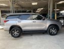 Toyota Fortuner G 2017 - Bán Fortuner G 2017, màu xám bạc, đúng chất, giá TL, hỗ trợ góp