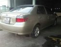 Toyota Vios G 2004 - Cần bán Toyota Vios G sản xuất năm 2004, màu ghi vàng  