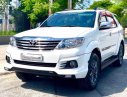 Toyota Fortuner Sportivo 2016 - Cần bán Toyota Fortuner Sportivo sản xuất 2016, màu trắng, giá chỉ 889 triệu