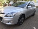 Hyundai i30   2011 - Gia đình bán xe Hyundai i30 sản xuất 2011, màu bạc, xe nhập
