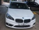 BMW 2 Series 218i 2015 - Bán xe BMW 2 Series 218i năm 2015, màu trắng còn mới, giá 900tr