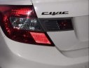 Honda Civic 2013 - Cần bán xe Honda Civic năm sản xuất 2013, màu trắng chính chủ, 585tr