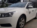 Chevrolet Cruze   LS 1.6MT  2011 - Cần bán Chevrolet Cruze LS 1.6MT sản xuất 2011, màu trắng xe gia đình, giá tốt