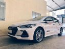 Hyundai Elantra Sport 1.6 AT 2018 - Bán Hyundai Elantra Sport 1.6 AT 2018, màu trắng như mới 