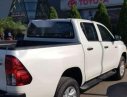 Toyota Hilux 2019 - Cần bán xe Toyota Hilux sản xuất 2019, màu trắng, xe nhập, giá cạnh tranh