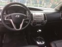 Hyundai i20 2010 - Cần bán gấp Hyundai i20 2010, màu bạc, xe nhập