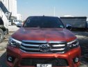 Toyota Hilux 2017 - Cần bán xe Toyota Hilux đời 2017, màu đỏ như mới