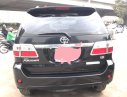 Toyota Fortuner G 2012 - Bán Fortuner G 2012 máy dầu màu đen số sàn chuẩn zin đẹp