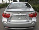 Hyundai Avante 2015 - Cần bán lại xe Hyundai Avante 2015, màu bạc số sàn, giá tốt