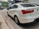 Kia Rio 2016 - Gia đình bán Kia Rio sản xuất 2016, màu trắng, xe nhập