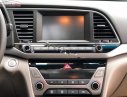 Hyundai Elantra 2.0 AT 2017 - Bán Hyundai Elantra 2.0 AT năm sản xuất 2017 giá cạnh tranh