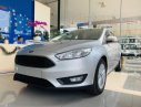 Ford Focus  Trend  2018 - Bán xe Ford Focus Trend 2018, màu bạc, mới 100%