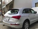 Audi Q5 2.0 AT 2012 - Bán xe Audi Q5 sx 2012, số tự động, máy xăng, màu bạc, nội thất màu đen, odo 100000 km