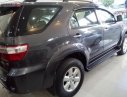 Toyota Fortuner G 2011 - Bán xe Toyota Fortuner G 2011, màu xám, số sàn