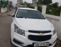 Chevrolet Cruze LT 1.6 MT 2016 - Bán xe Cruze cuối năm 2016, số tay, máy xăng, màu trắng, nội thất da màu đen