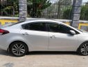 Kia Cerato  AT  2016 - Cần bán gấp Kia Cerato AT đời 2016, màu bạc như mới, 540tr