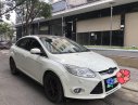 Ford Focus Titanium 2014 - Bán xe Ford Focus Titanium sản xuất 2014, màu trắng, xe nhập