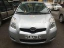Toyota Yaris   2013 - Bán Toyota Yaris đời 2013, màu bạc, nhập khẩu  